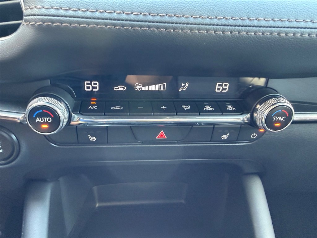 Used 2025 MAZDA MAZDA3 s image 11