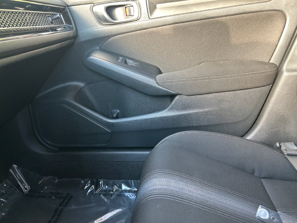 Used 2023 Honda Civic LX image 29