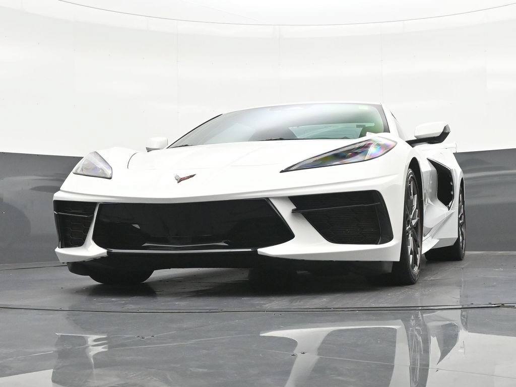 Used 2024 Chevrolet Corvette Stingray Convertible w/ 1LT RWD image 30