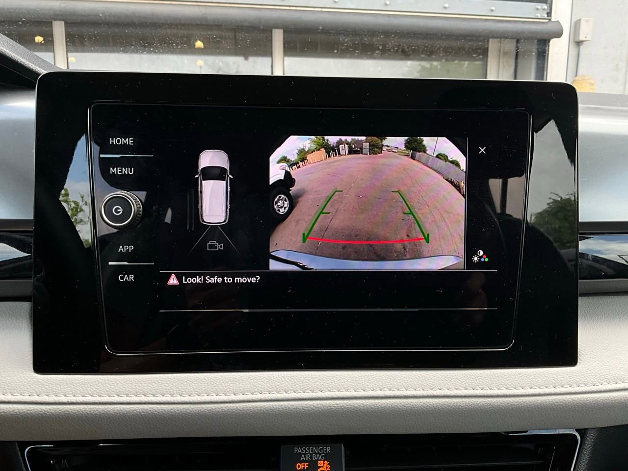 Used 2025 Volkswagen Taos S image 28