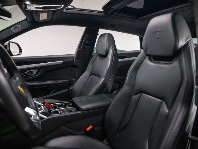 Used 2021 Lamborghini Urus image 19