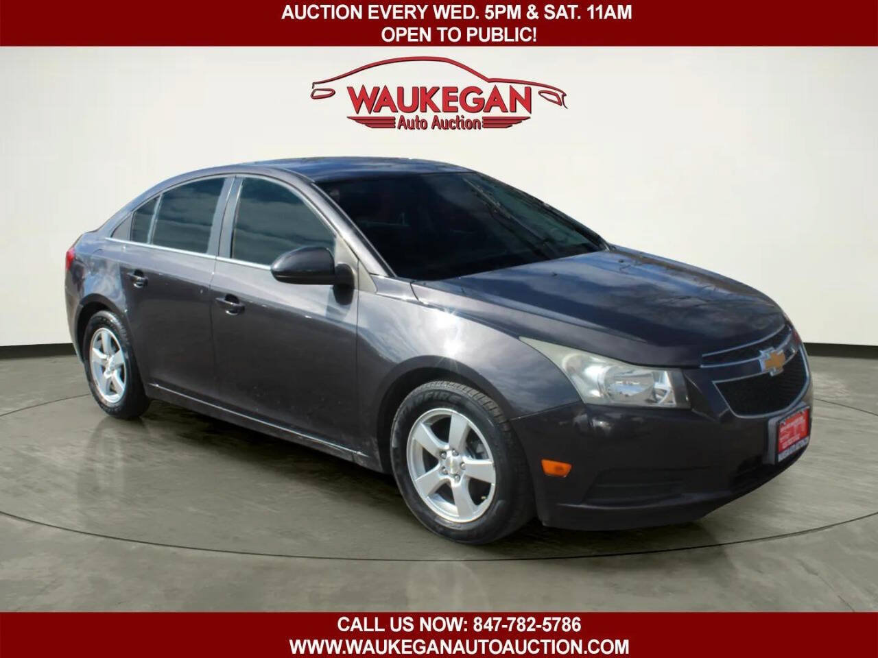 Used 2014 Chevrolet Cruze LT FWD image 2