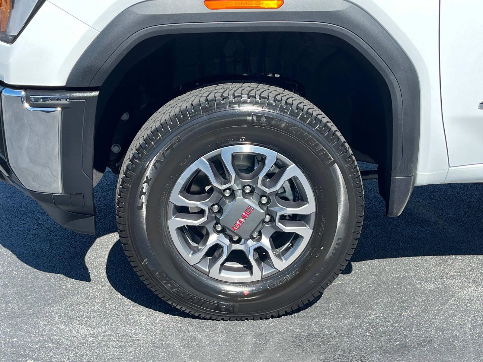 New 2026 GMC Sierra 3500 Pro w/ Convenience Package image 12