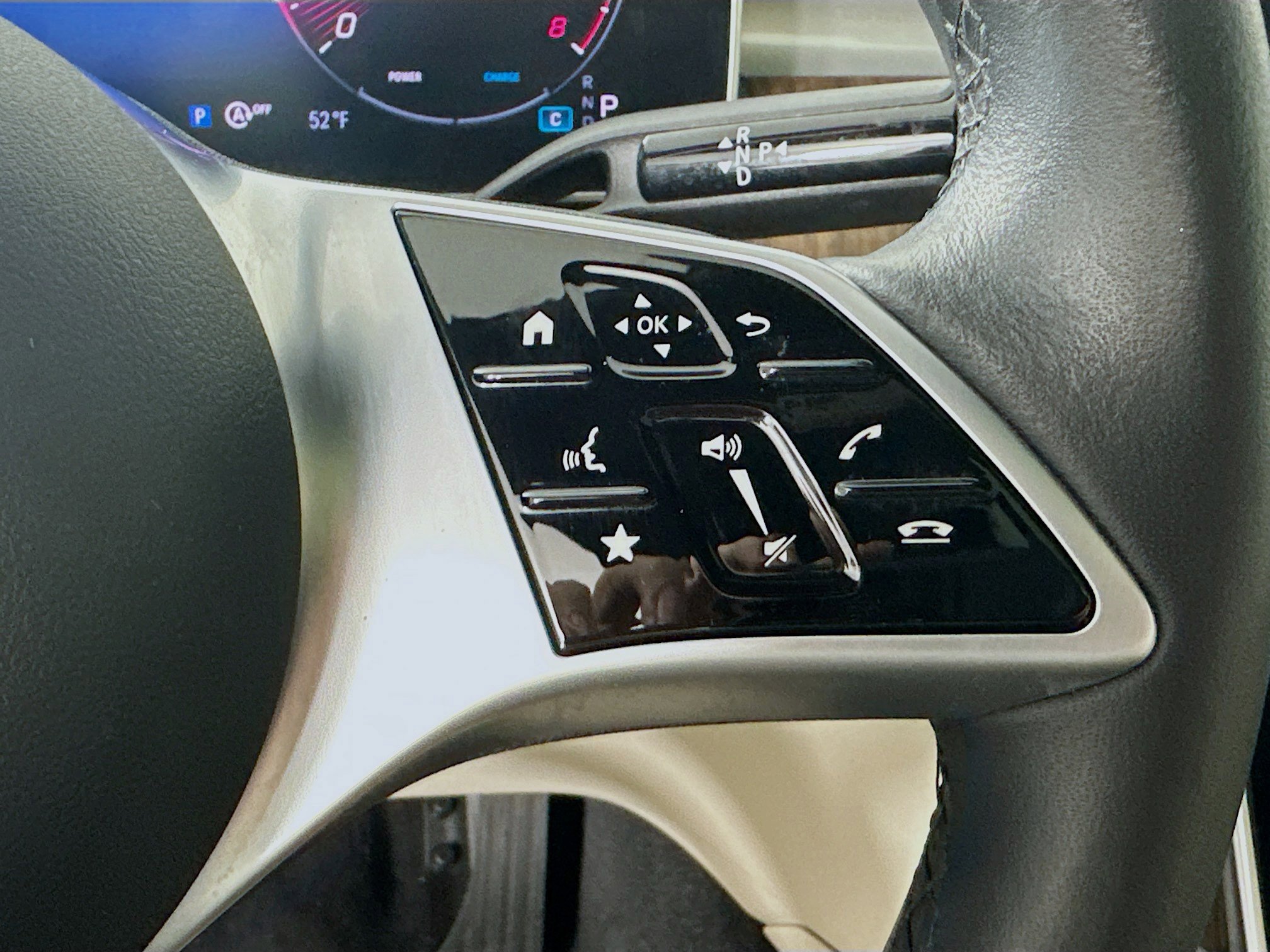 Certified 2024 Mercedes-Benz C 300 4MATIC Sedan image 13