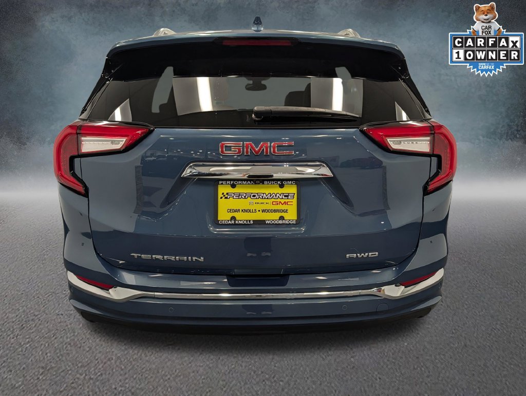 Used 2024 GMC Terrain Denali AWD/4WD image 5
