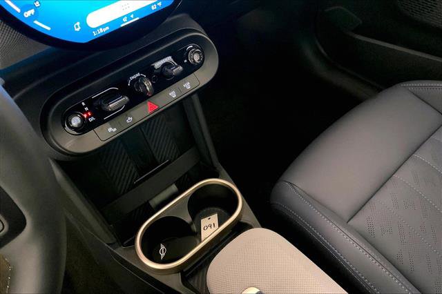 Certified 2025 MINI Cooper S image 22