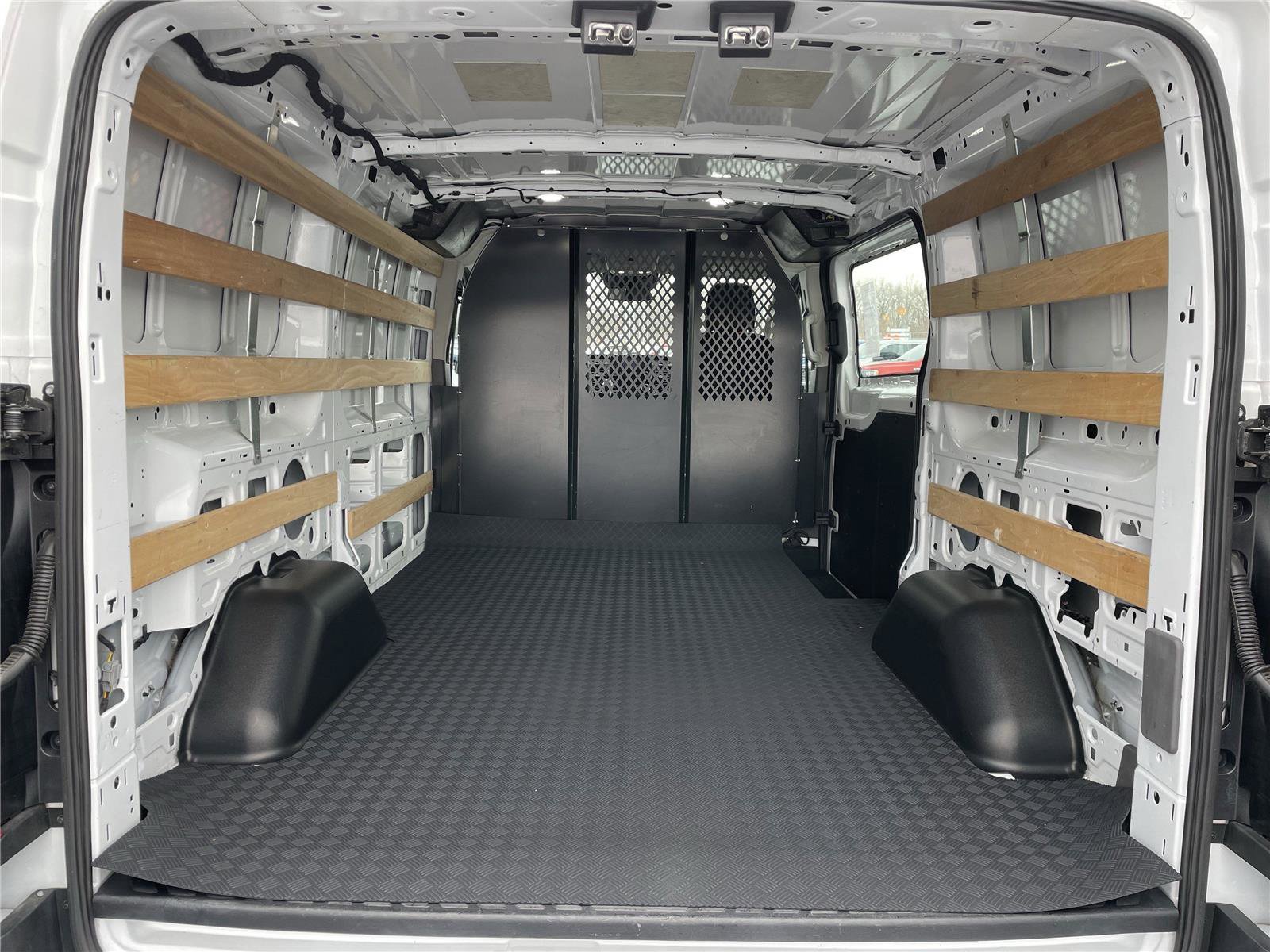 Used 2024 Ford Transit 250 Low Roof w/ Exterior Upgrade Package RWD image 6