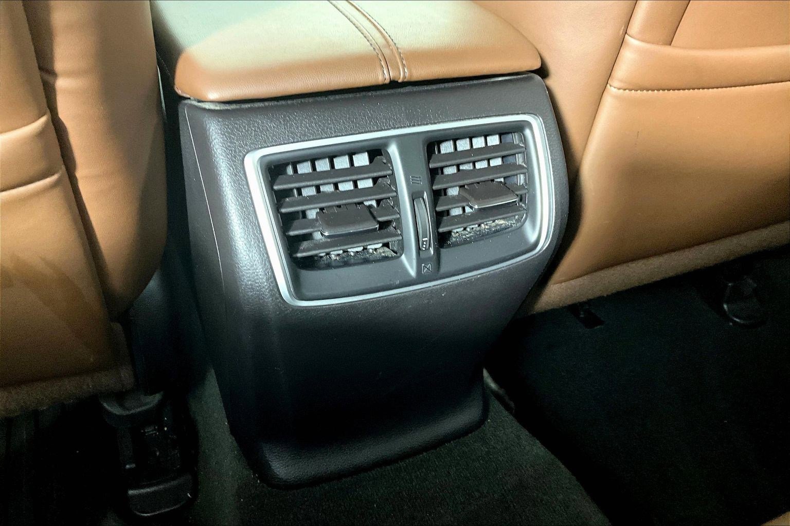 Used 2018 Acura TLX V6 SH-AWD w/ Technology Pkg image 10