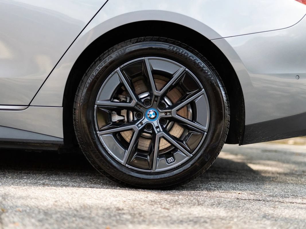 Used 2024 BMW i4 eDrive40 w/ Convenience Package RWD image 15