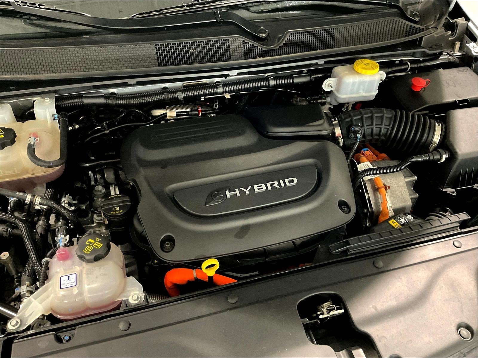 Used 2023 Chrysler Pacifica Touring-L FWD image 29