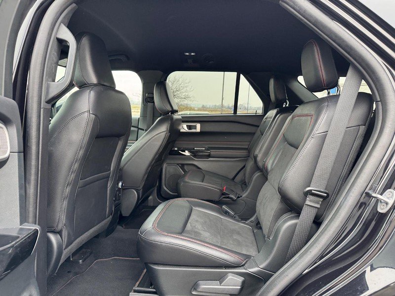 Used 2022 Ford Explorer ST-Line image 10