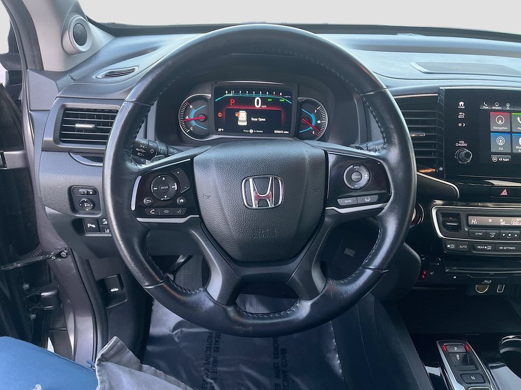 Used 2022 Honda Pilot Touring image 11