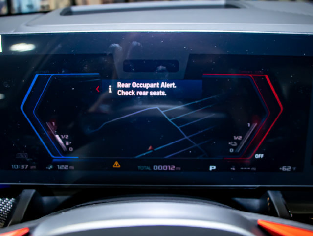 New 2027 BMW M5 w/ Executive Package AWD/4WD image 17