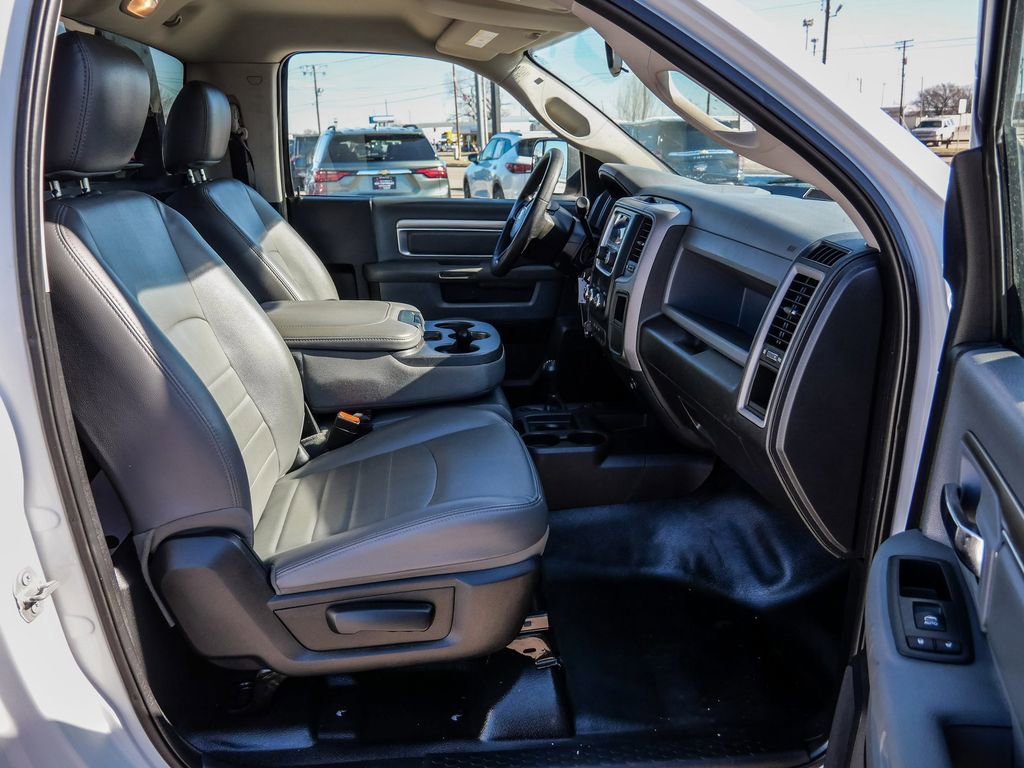 Used 2017 RAM 3500 Tradesman w/ Power & Remote Entry Group image 12