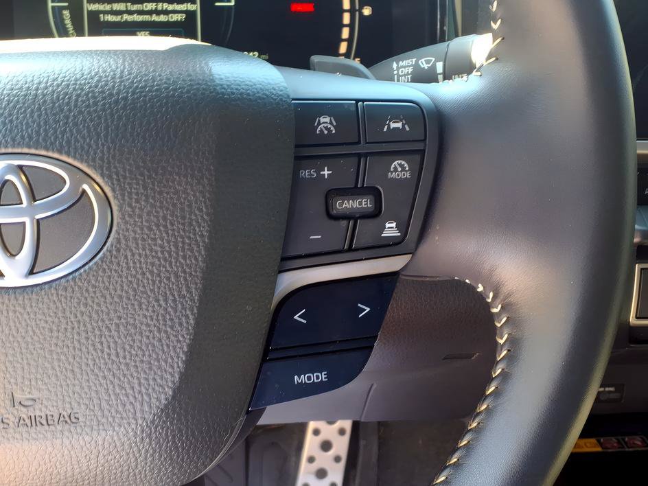 Certified 2025 Toyota Camry SE FWD image 24