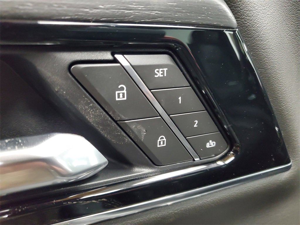 New 2026 GMC Yukon XL Denali w/ LPO, Floor Liner Package image 9