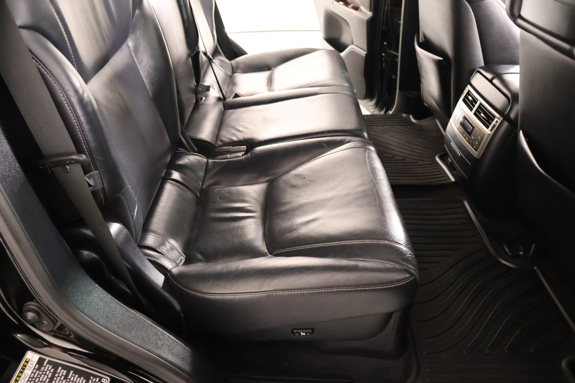 Used 2015 Lexus LX 570 4WD image 17