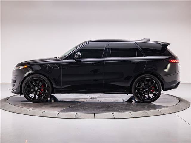 Used 2025 Land Rover Range Rover Sport Dynamic SE AWD/4WD image 2