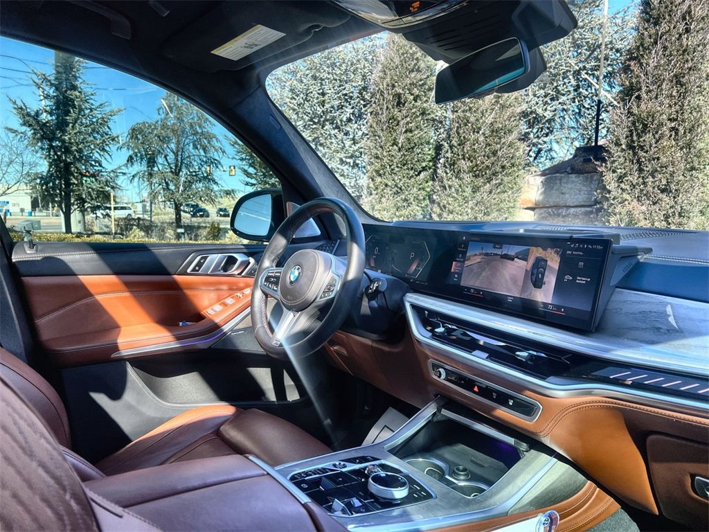 Used 2023 BMW X7 M60i w/ Executive Package image 14