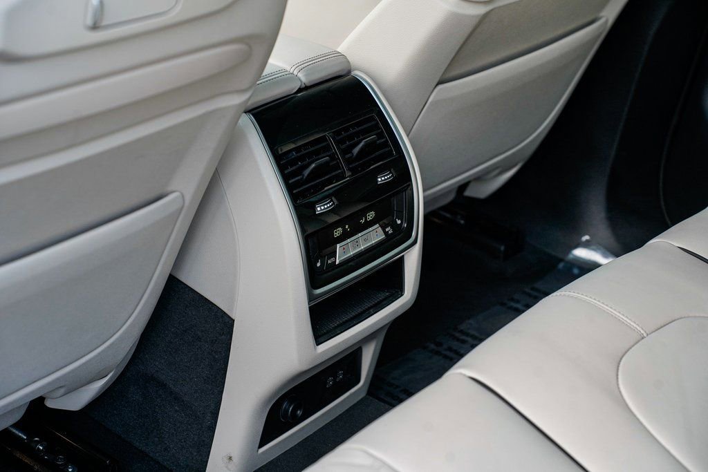 Certified 2025 BMW X5 M60i image 19