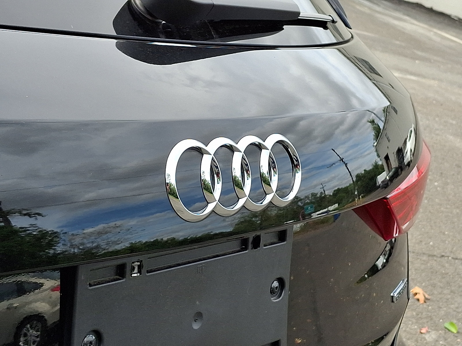 Used 2023 Audi Q3 2.0T Premium Plus AWD/4WD image 27