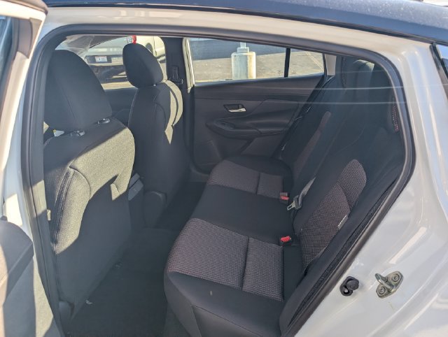 New 2027 Nissan Sentra SR w/ Floor Mat Package FWD image 10