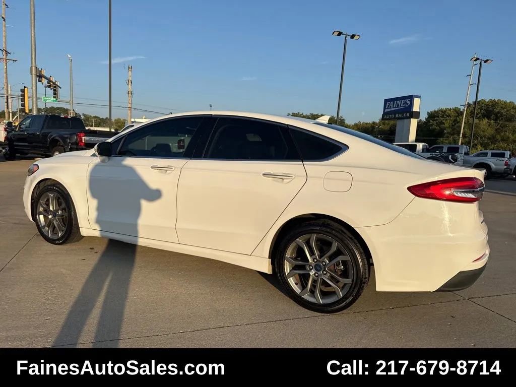 Used 2019 Ford Fusion SEL FWD image 11