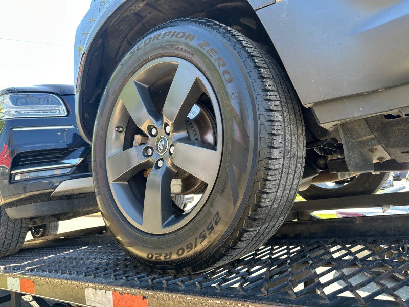 Used 2020 Land Rover Defender 110 S image 44