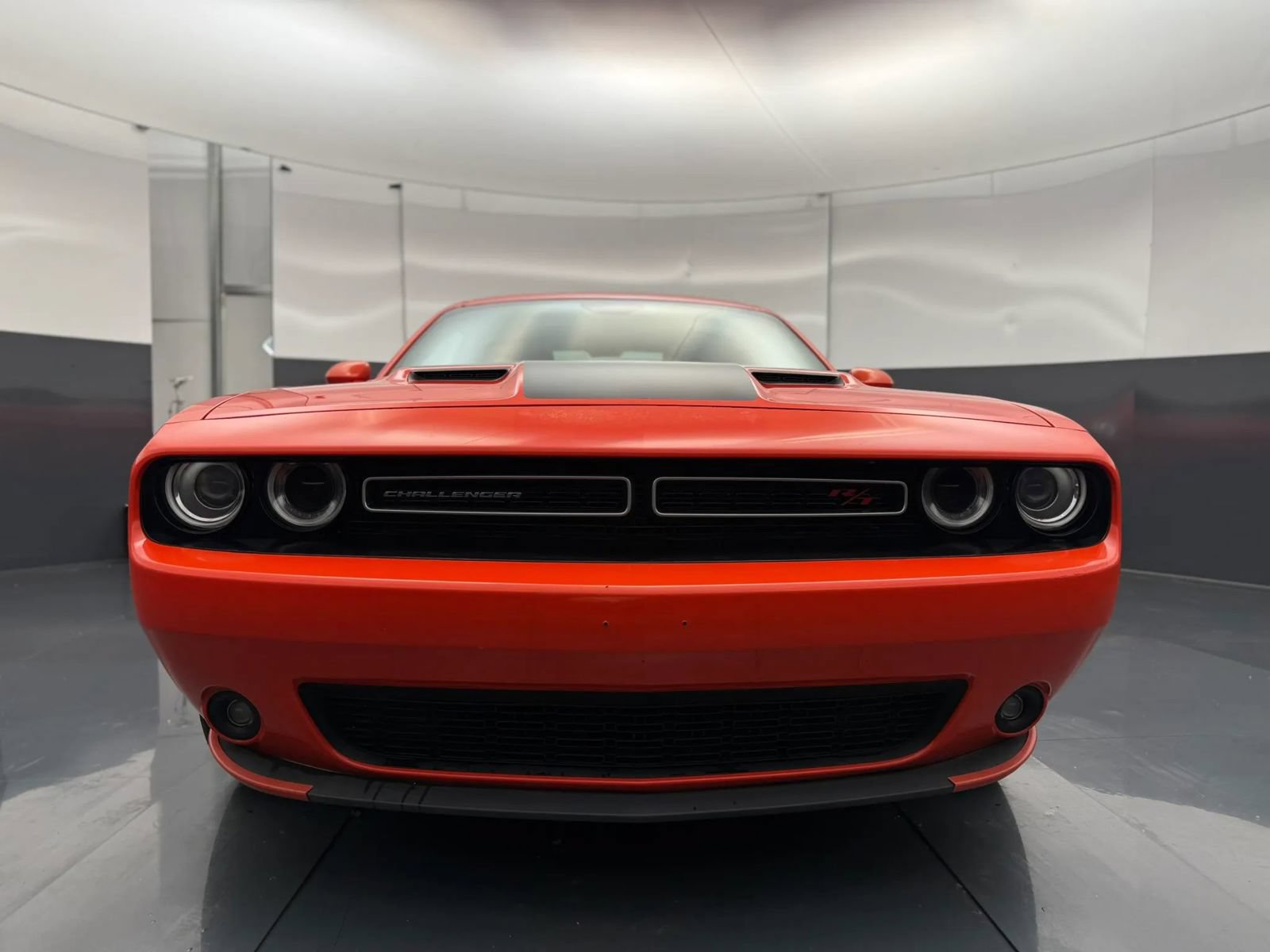 Used 2018 Dodge Challenger R/T w/ Sound Group RWD image 8