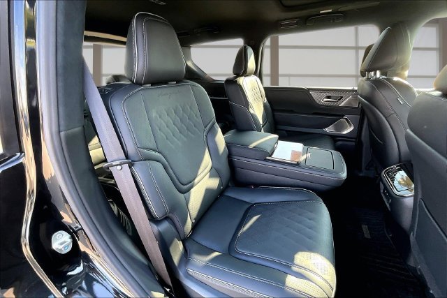 Used 2026 INFINITI QX80 Autograph w/ Premium Cargo Package AWD/4WD image 26