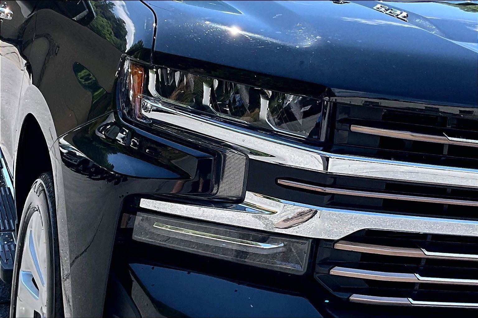 Used 2022 Chevrolet Silverado 1500 High Country AWD/4WD image 30