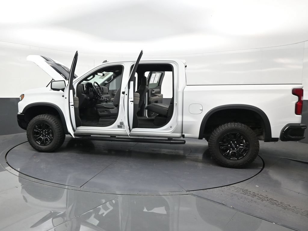 Used 2022 Chevrolet Silverado 1500 ZR2 AWD/4WD image 30