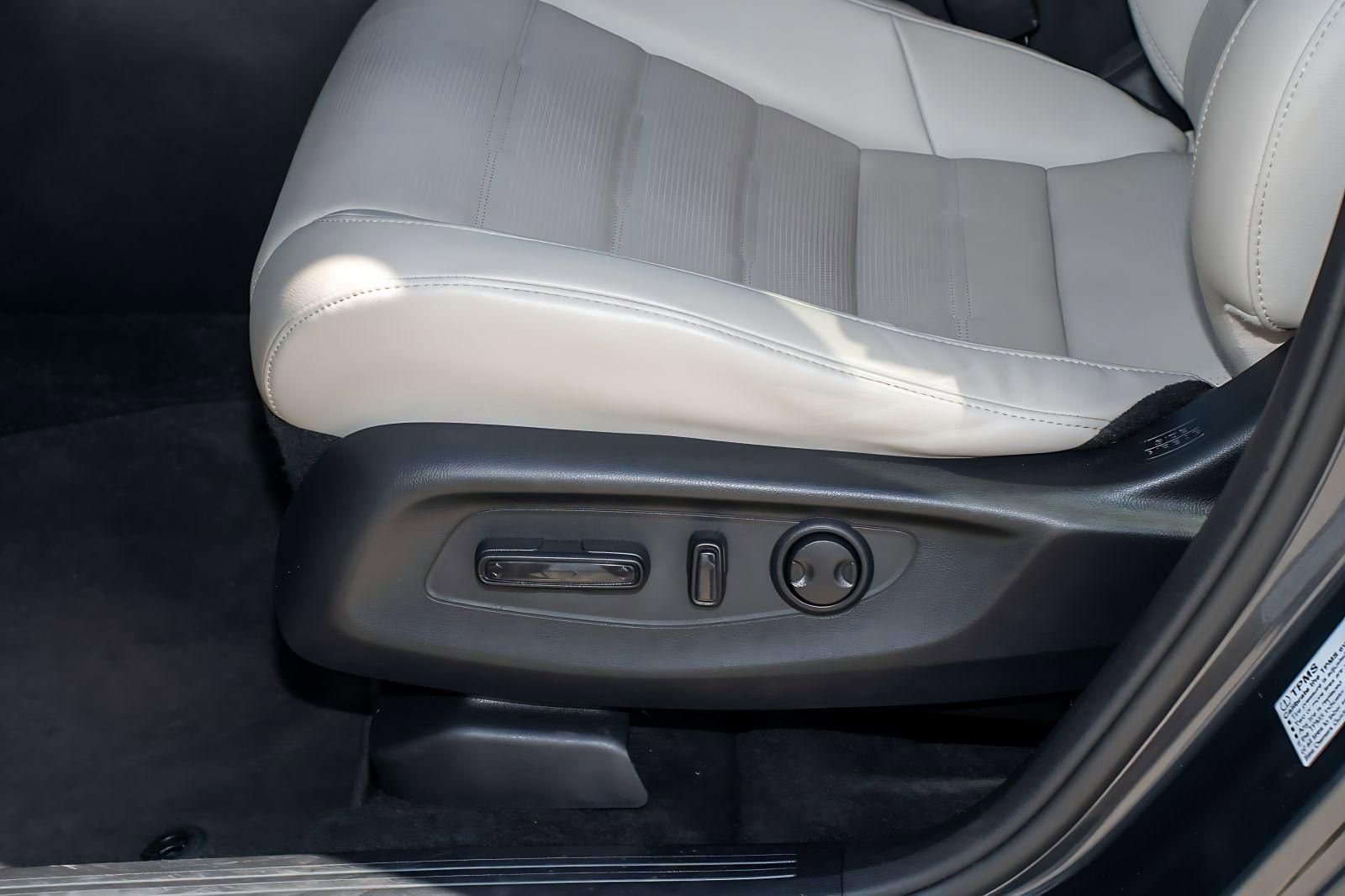 Certified 2024 Honda CR-V EX-L image 31