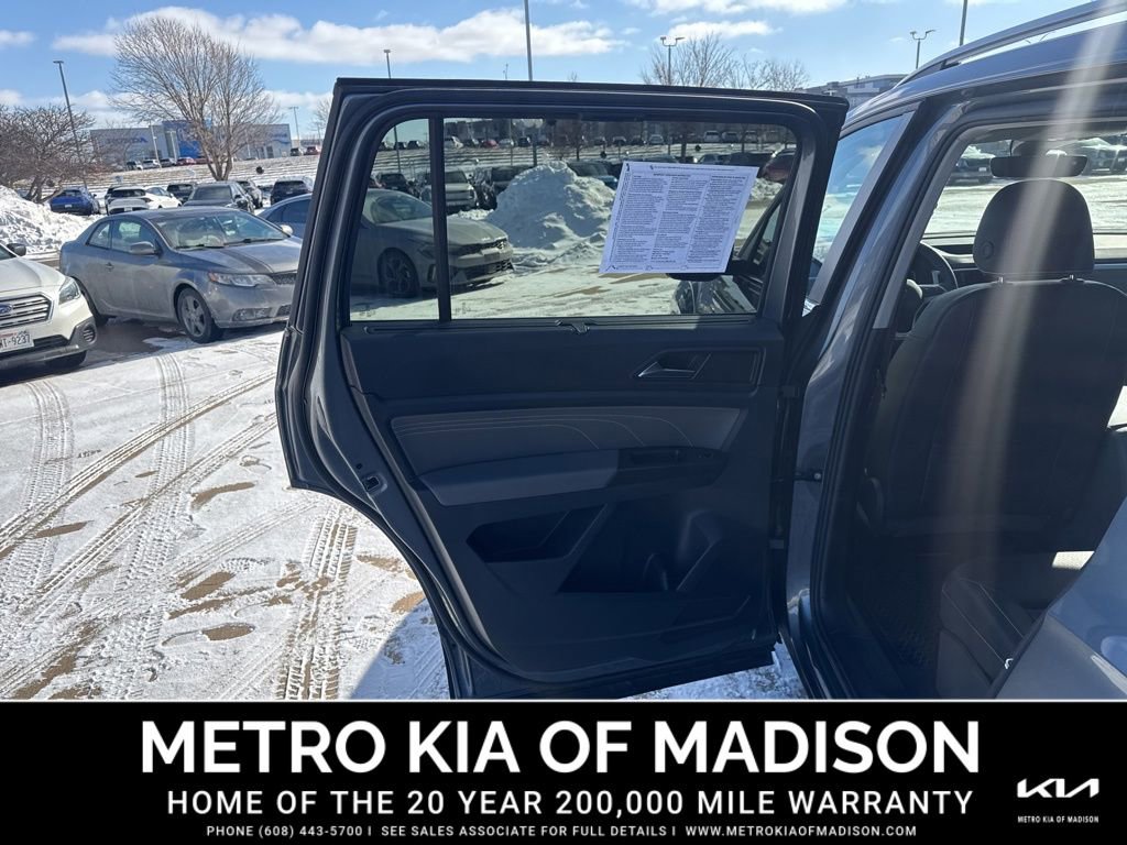 Used 2022 Volkswagen Atlas SEL image 23