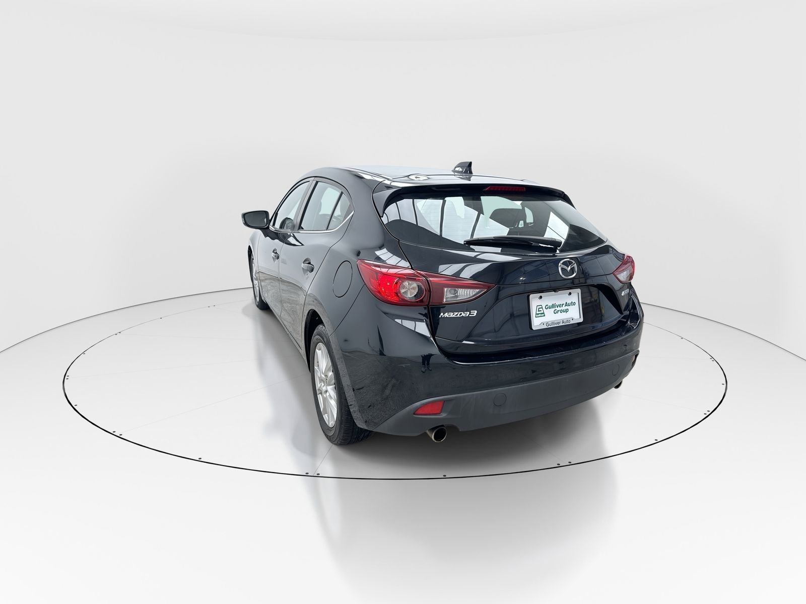 Used 2015 MAZDA MAZDA3 i Touring w/ Technology Package image 6