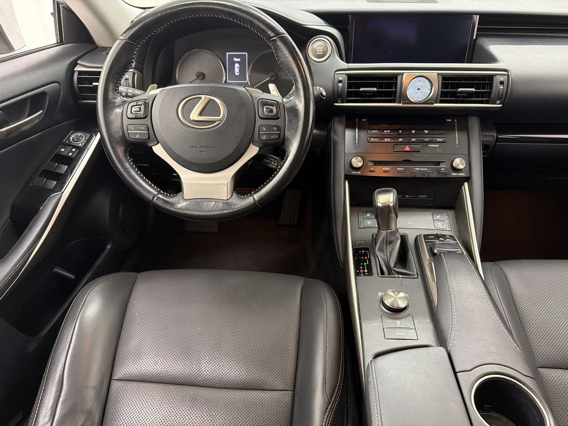 Used 2017 Lexus IS 200t w/ Navigation System Package RWD image 31