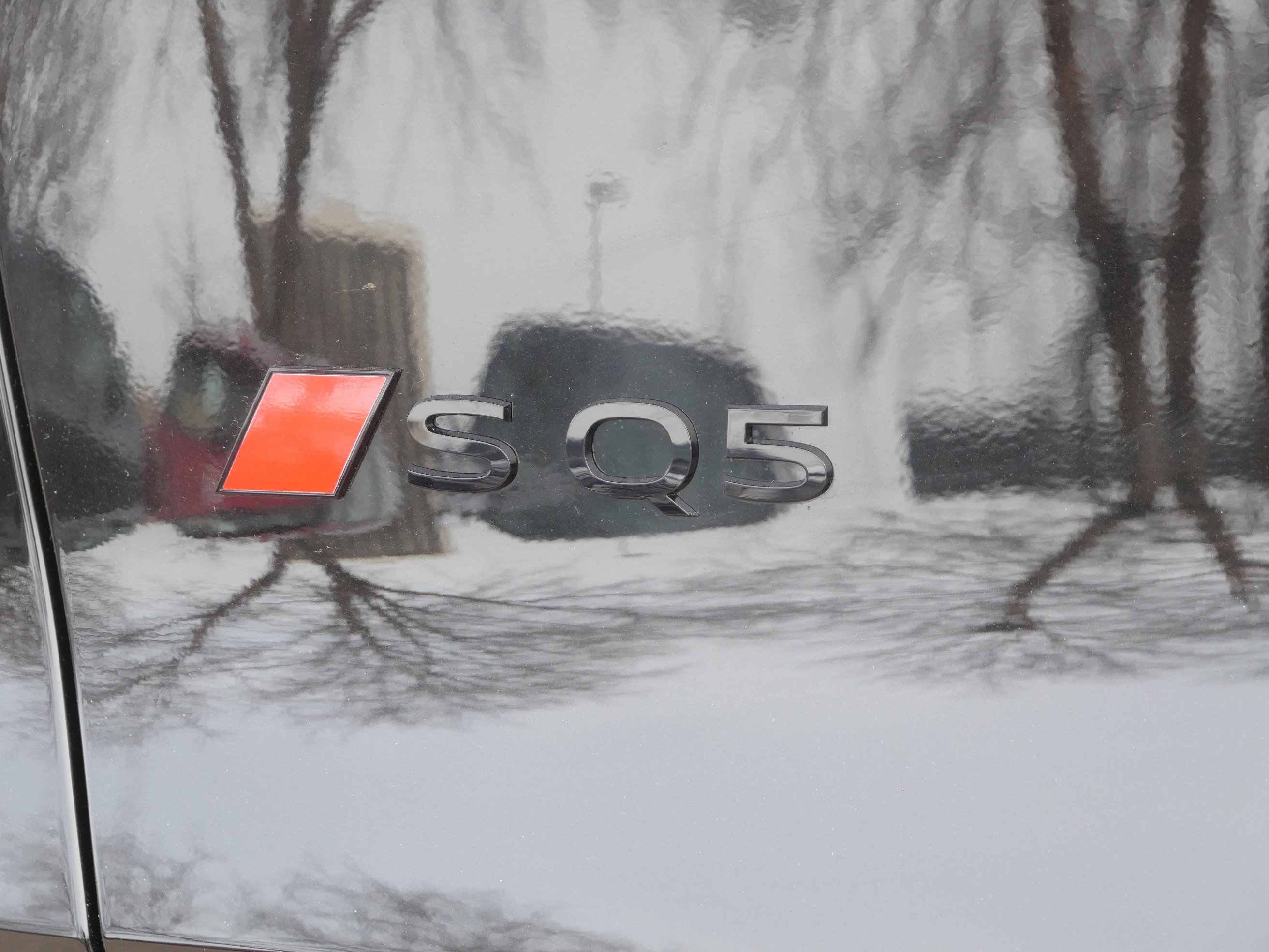 Used 2025 Audi SQ5 Premium Plus image 12