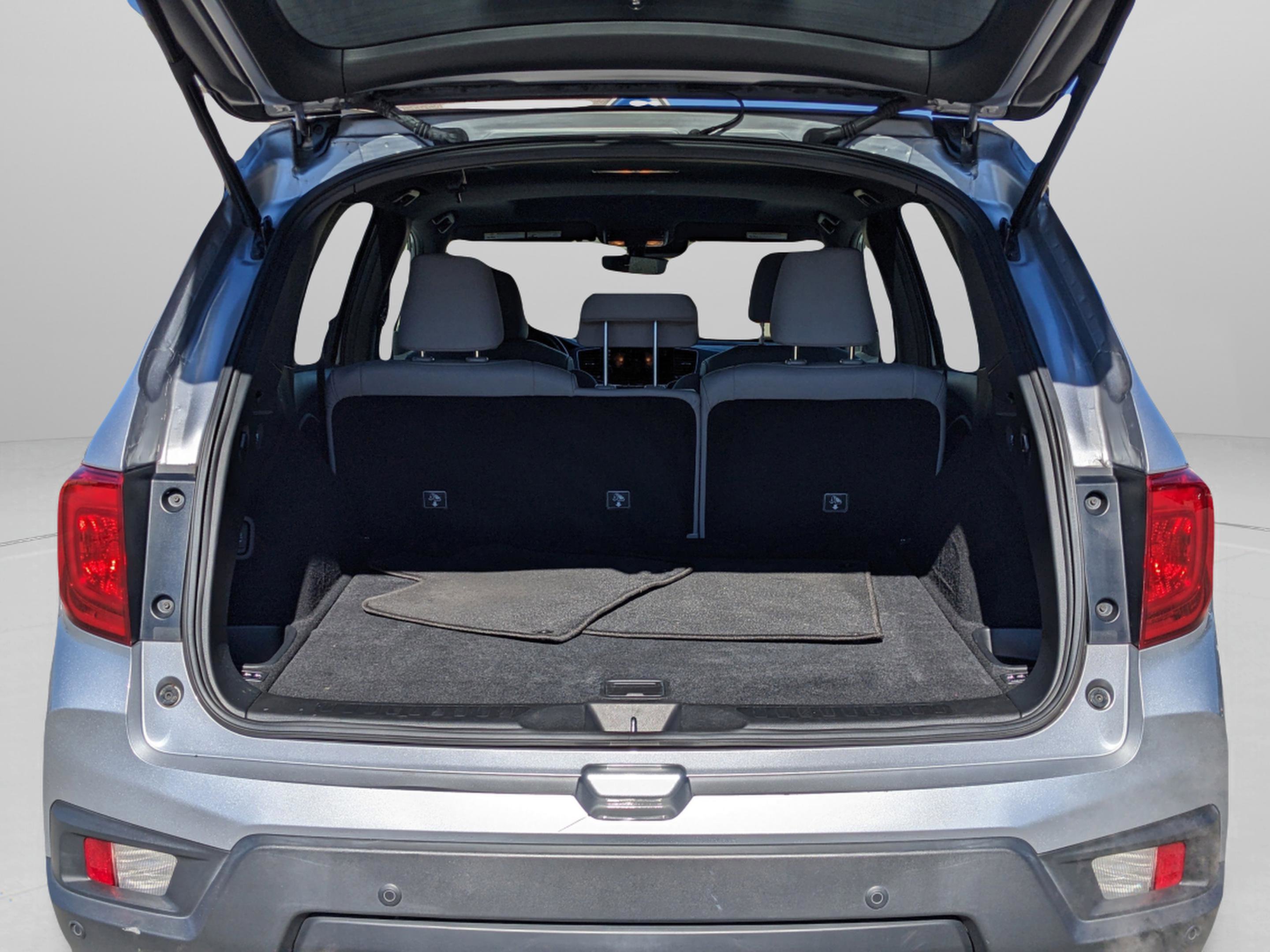 Used 2023 Honda Passport EX-L image 16