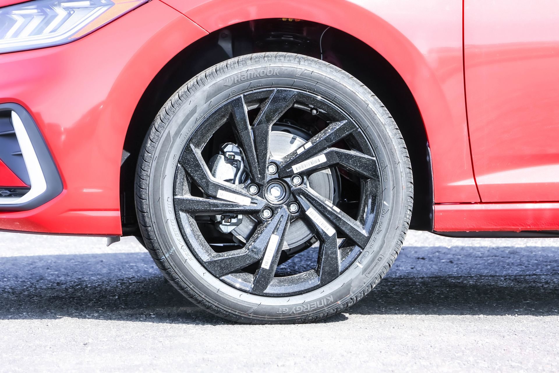 New 2026 Volkswagen Jetta SE FWD image 21