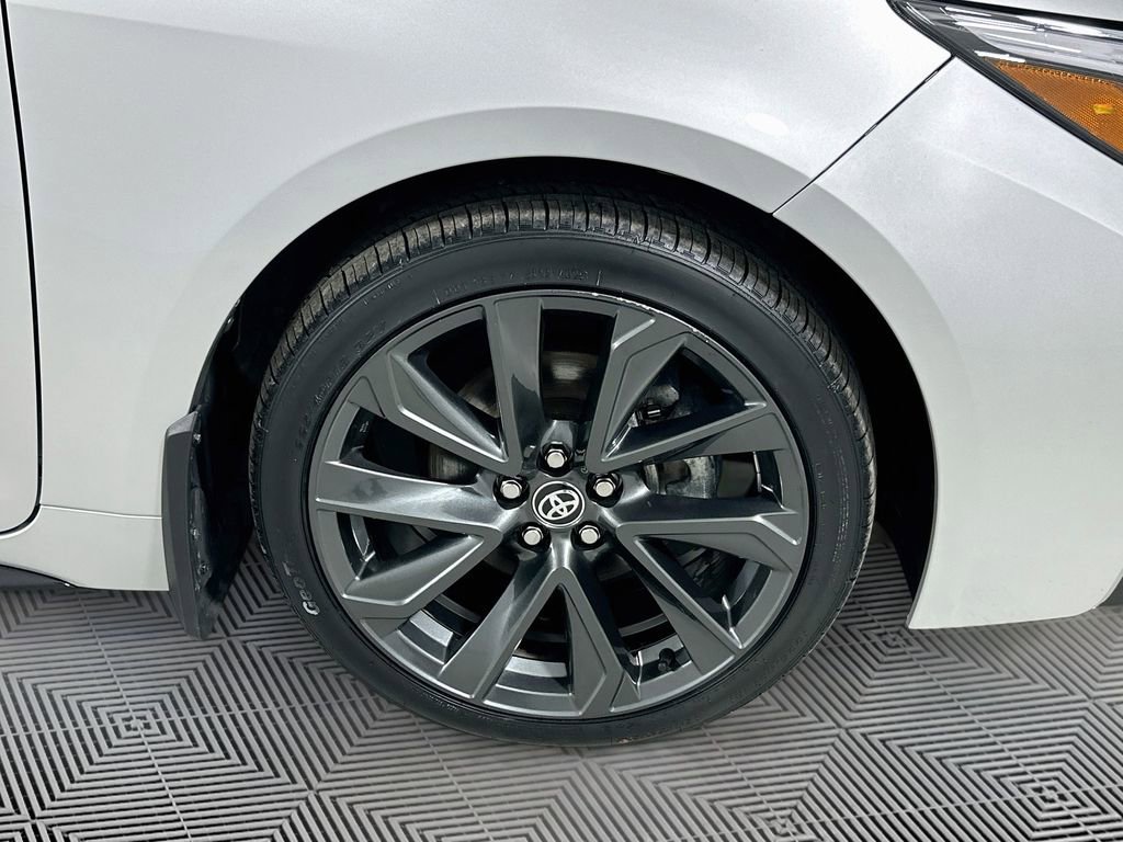 Certified 2025 Toyota Corolla SE FWD image 20