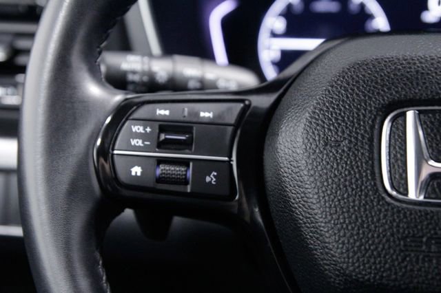 Certified 2025 Honda Pilot EX-L image 30