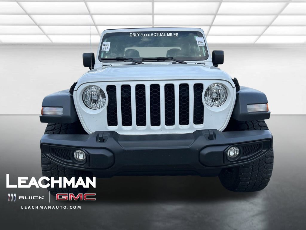 Used 2023 Jeep Gladiator Sport image 9