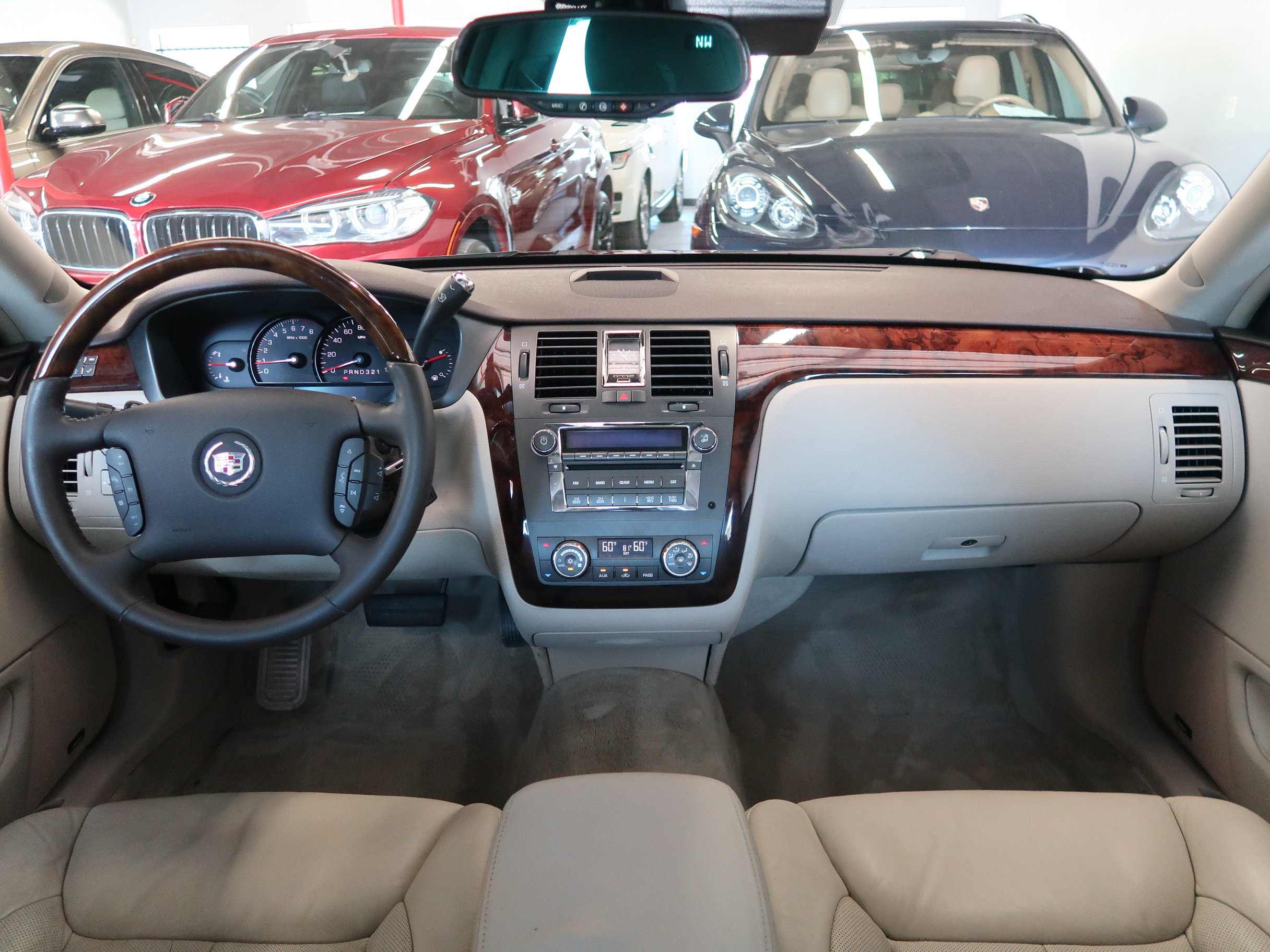 Used 2009 Cadillac DTS FWD image 11