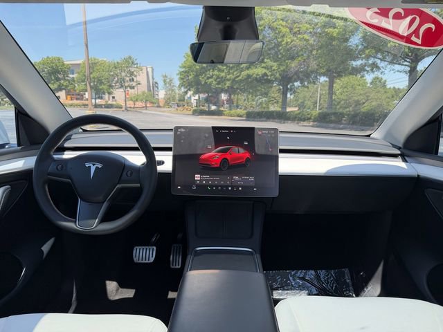 Used 2023 Tesla Model Y Performance AWD/4WD image 30