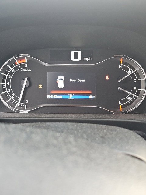 Used 2017 Honda Pilot Touring image 6