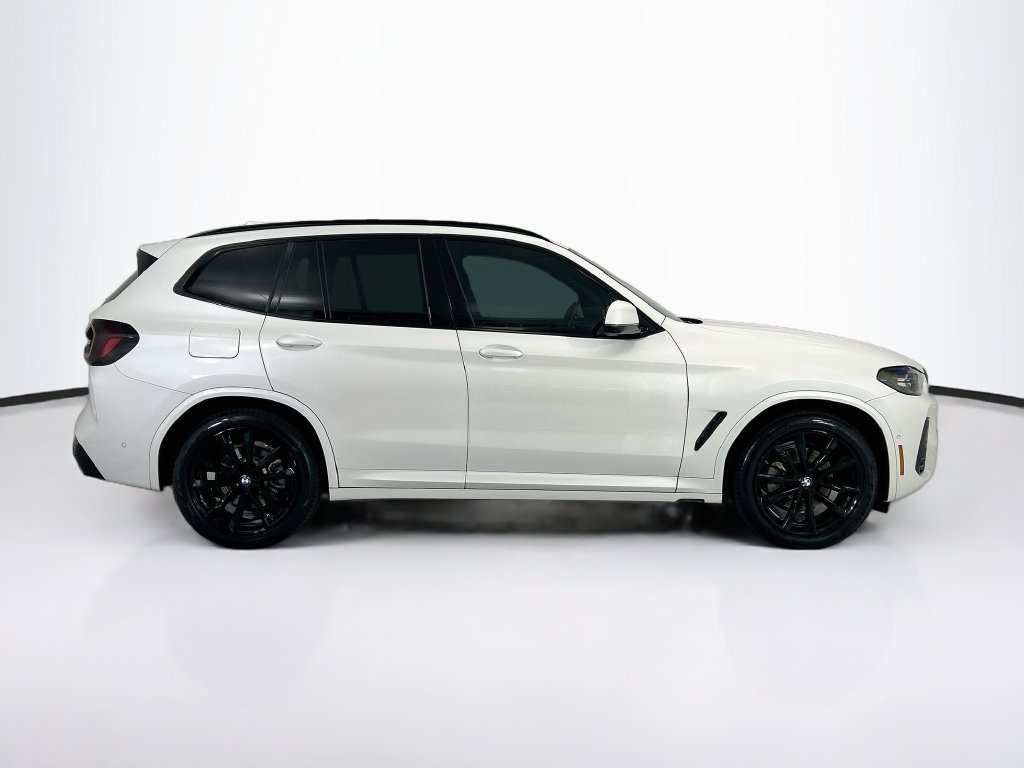 Certified 2024 BMW X3 xDrive30i w/ Premium Package AWD/4WD image 4