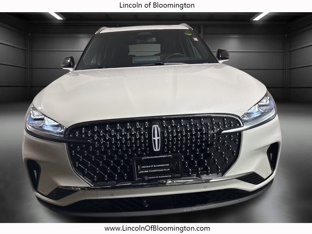 Certified 2025 Lincoln Aviator Reserve w/ Illumination Package image 11