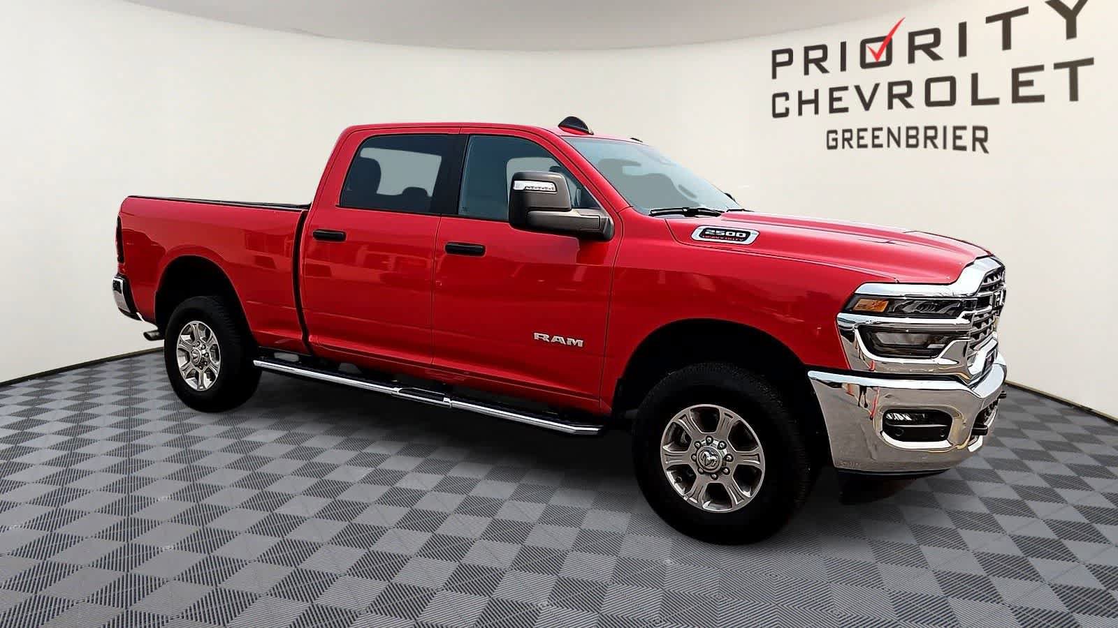Used 2026 RAM 2500 Big Horn AWD/4WD image 2
