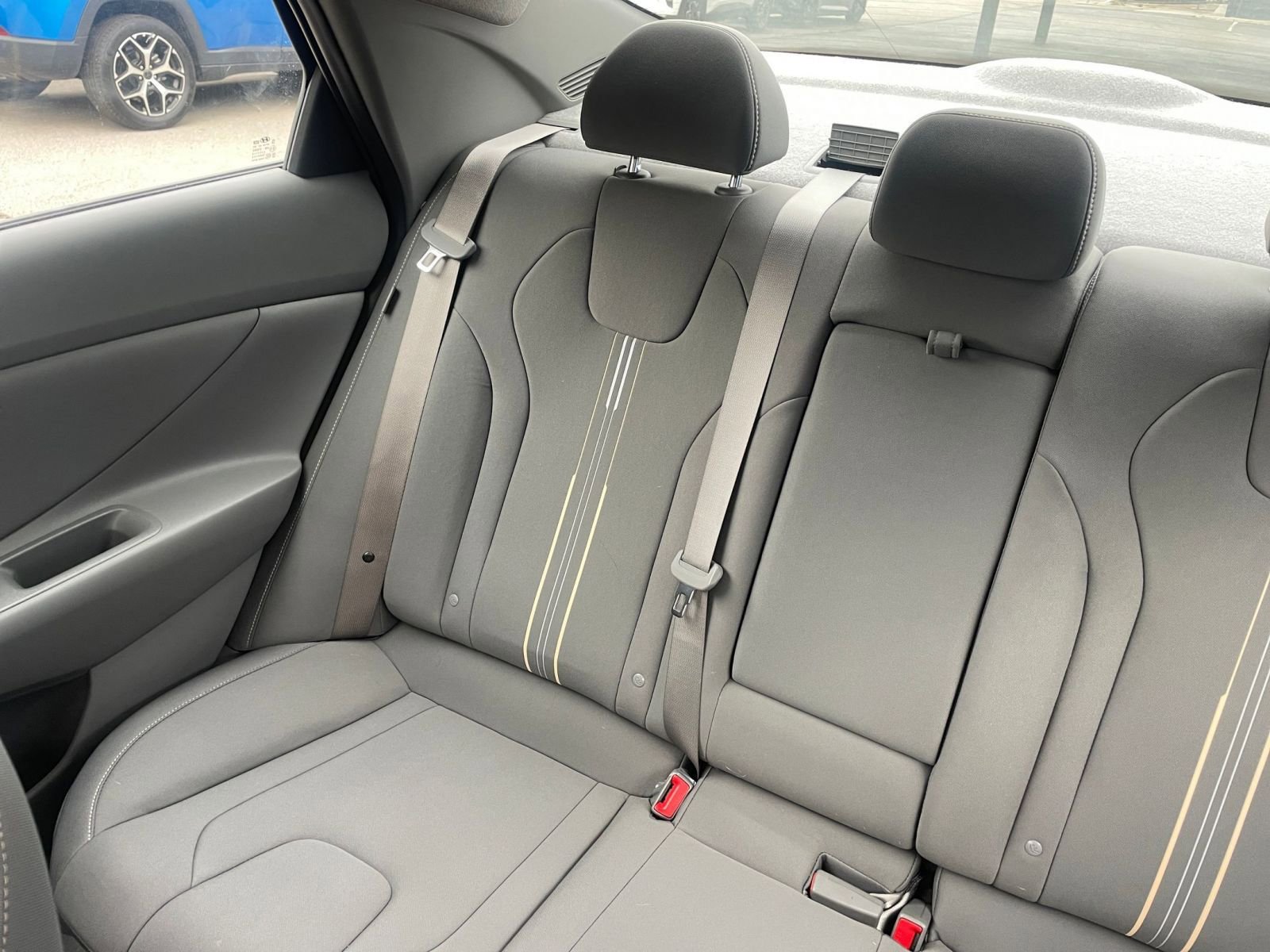 Used 2025 Hyundai Elantra SEL image 41