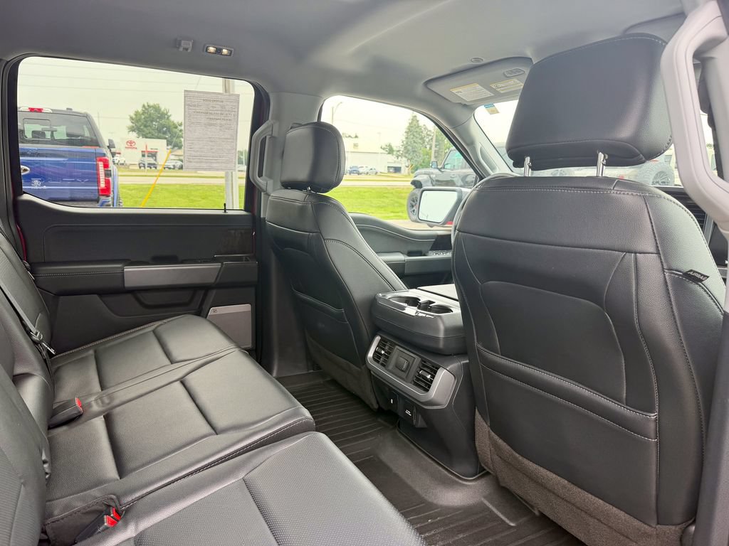 Used 2021 Ford F150 Lariat w/ Max Trailer Tow Package AWD/4WD image 17